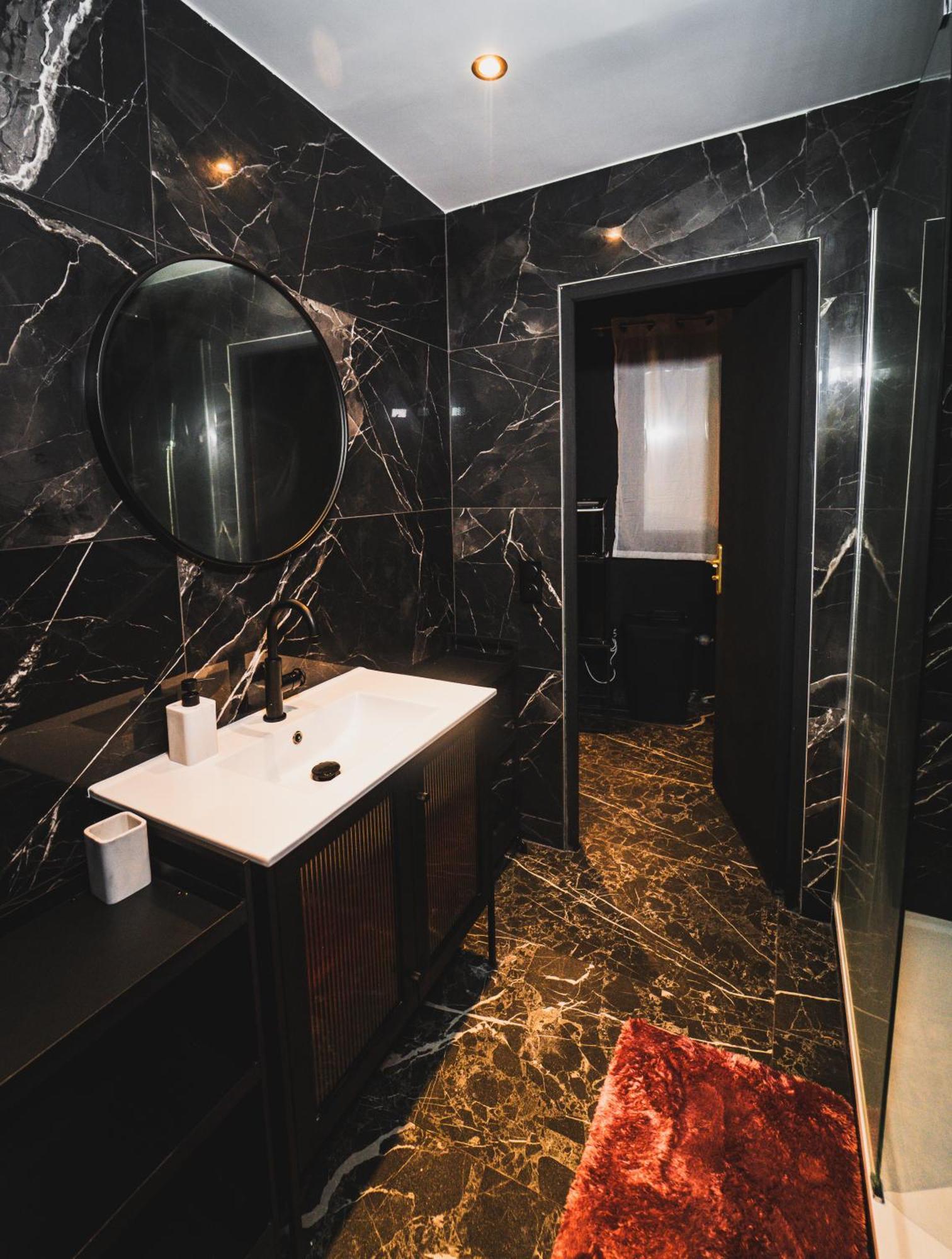 D'une Nuit, Loveroom Villa